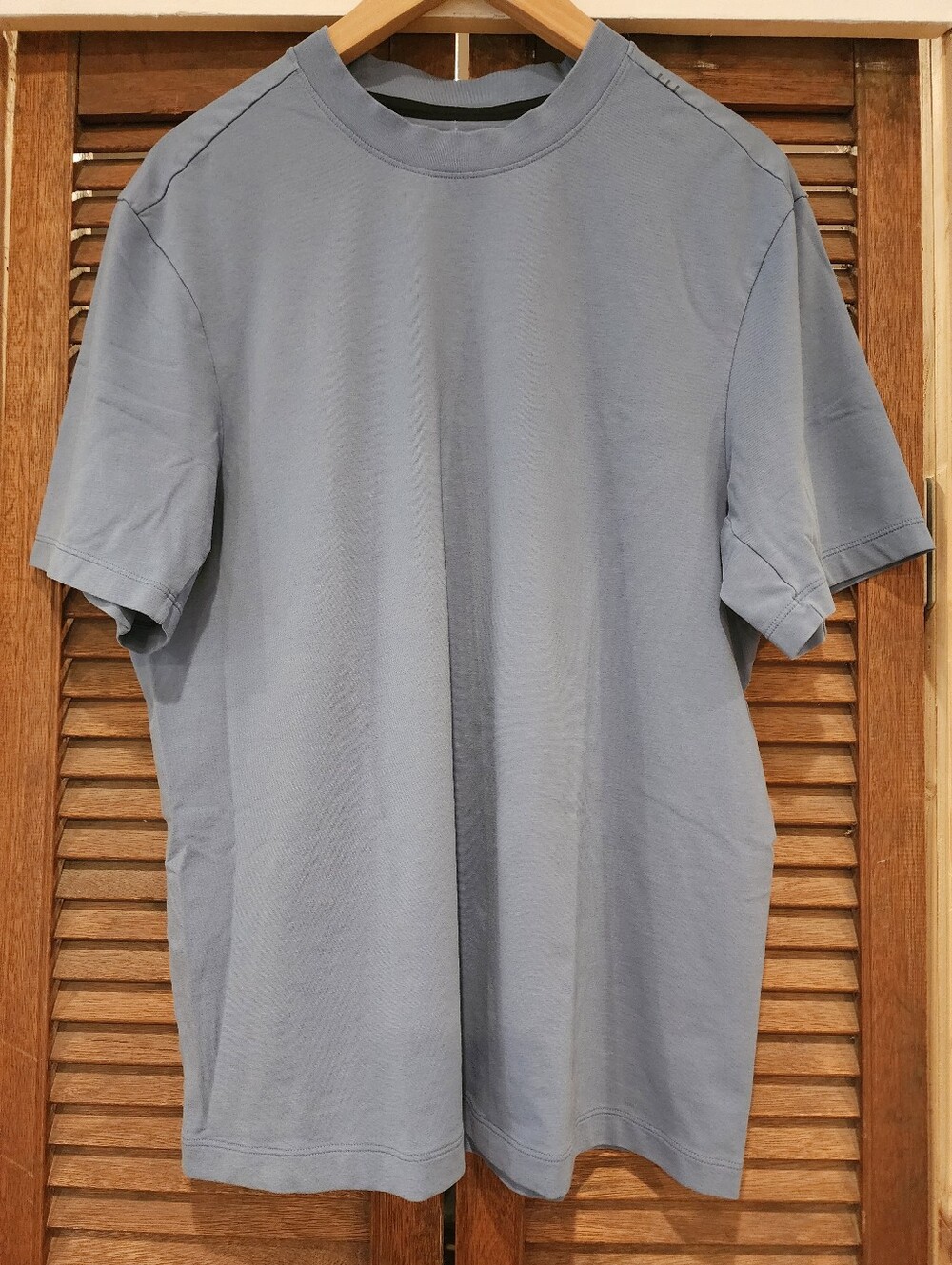 lululemon athletica Short Sleeve Crew Tee in Dusty Blue Gray